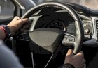 Nguyên nhân vô-lăng bị nặng, sượng hay trả lái chậm và cách khắc phục