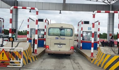 Dừng toàn bộ xe hợp đồng, xe du lịch trên 9 chỗ đi/đến Hà Nội, TP.HCM từ ngày 30/3