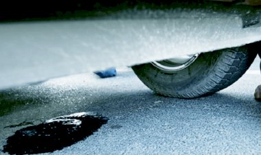 Nguyên nhân và cách khắc phục ô tô bị chảy dầu dưới gầm