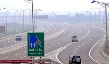 Những lỗi nguy hiểm của lái xe Việt trên cao tốc