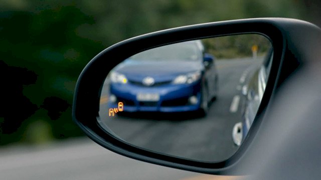 Dành cho lái mới: Kỹ thuật tránh nhau và khoảng cách khi lái xe