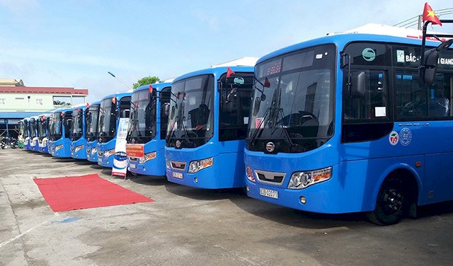 Doanh nghiệp vận tải xin miễn nộp phí bảo trì đường bộ