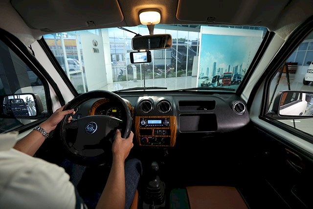 Đề xuất ô tô bắt buộc phải có camera lùi