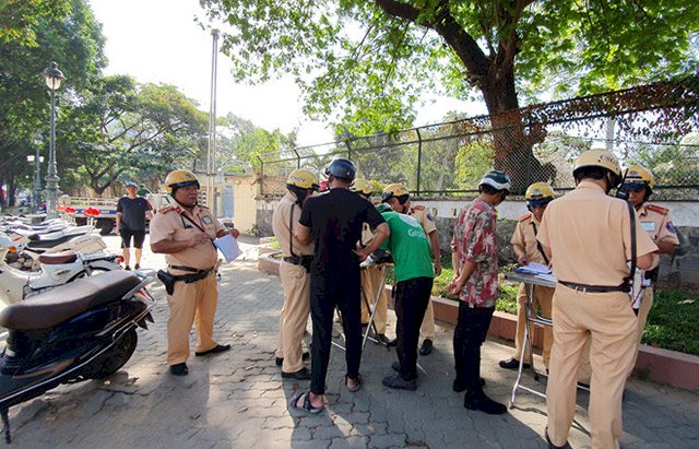 CSGT tổng kiểm soát, dừng xe kiểm tra giấy tờ từ ngày 15.5 - 14.6