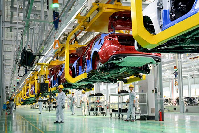 Chính thức giảm 50% lệ phí trước bạ ô tô sản xuất, lắp ráp trong nước