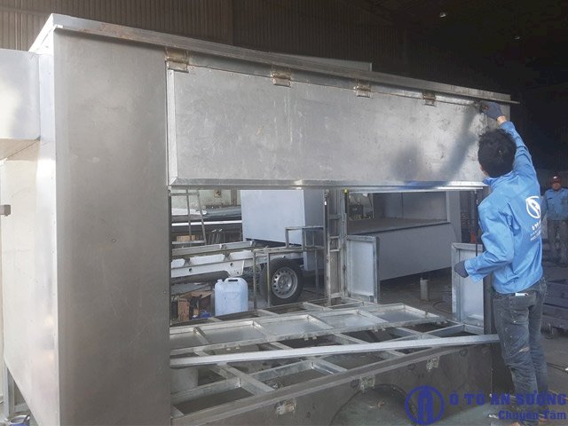 Nơi đóng thùng xe tải bán hàng lưu động và cấp thiết kế cải tạo xe tải bán hàng lưu động chất lượng