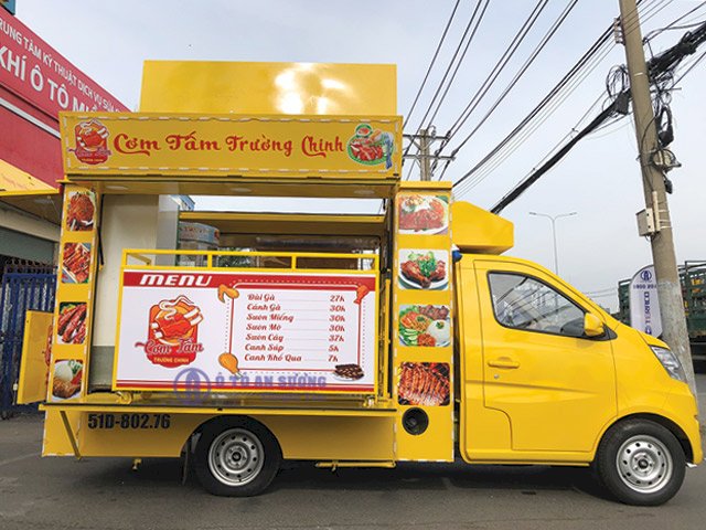 Hô biến chiếc xe cũ với thiết kế hoán cải thùng xe bán hàng lưu động