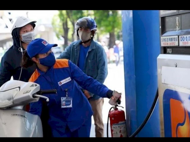 Giá xăng có thể giảm 800 đồng/lít vào lần điều chỉnh tới