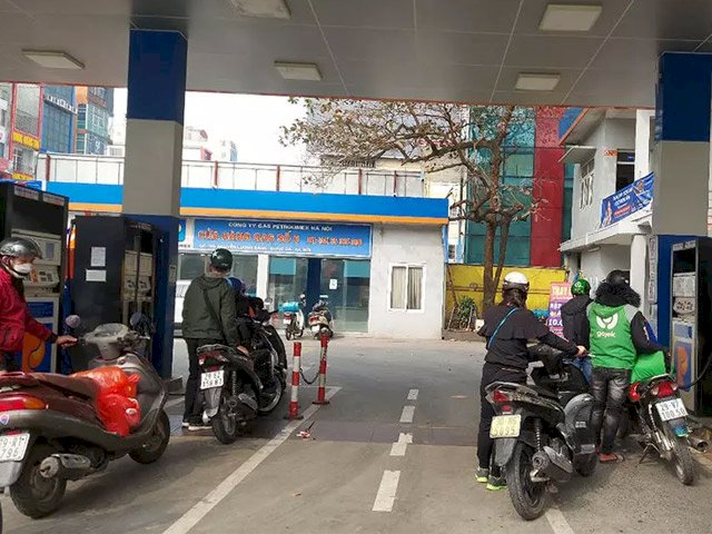 Giá xăng ngày 21/5: Nguy cơ tăng vượt 30.000 đồng/Lít?