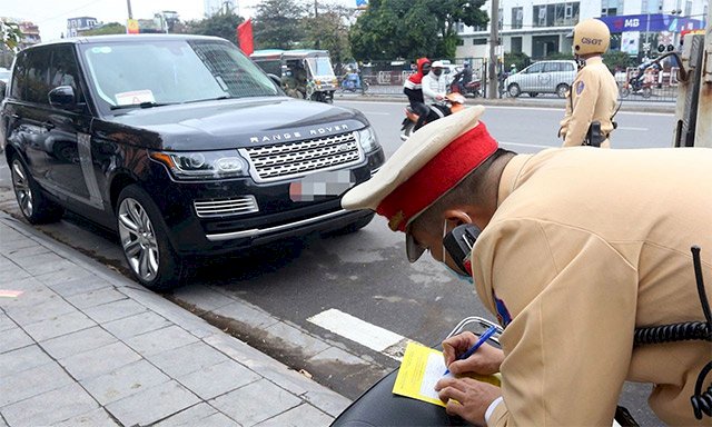 10 lỗi bị tịch thu ô tô vĩnh viễn